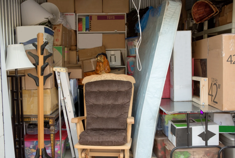  Storage Unit Cleanouts 