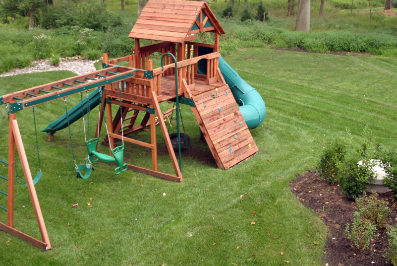 Playset Removal and Cleanup 